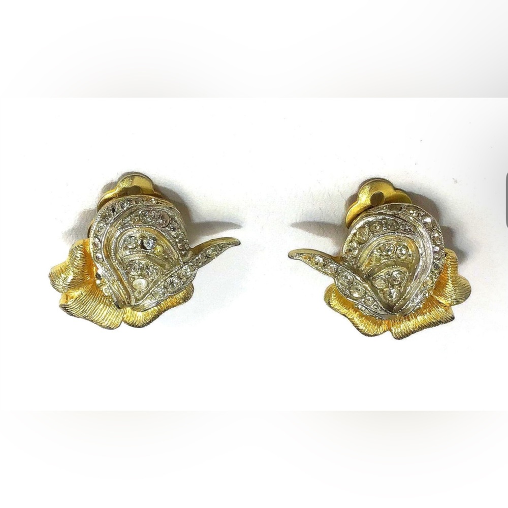 Classic Weiss Rhinestone Clip Earrings Vintage